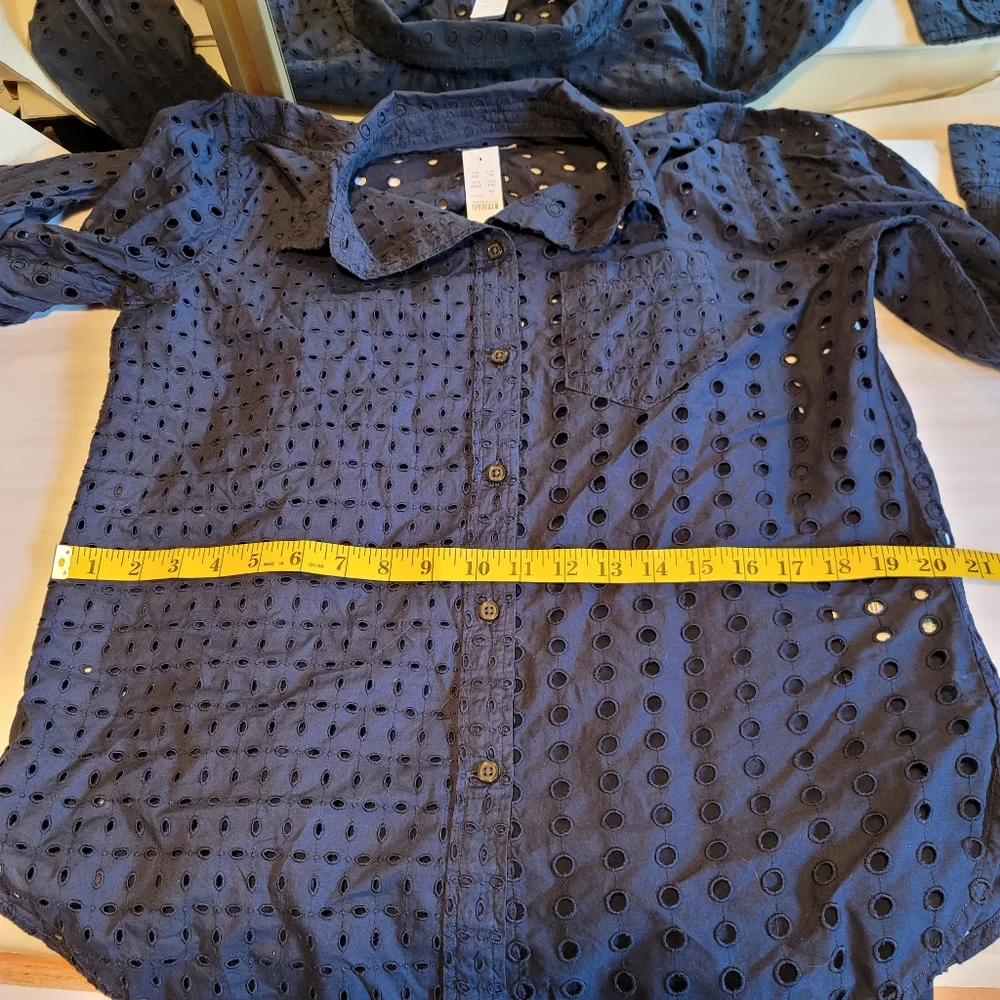 New! J. Crew sz 8 Classic Fit Eyelet Button Up Navy Blue Shirt Top NWT